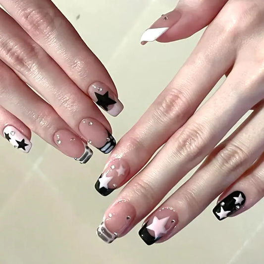 Summer-Inspired Nail Color Combinations You’ll Love